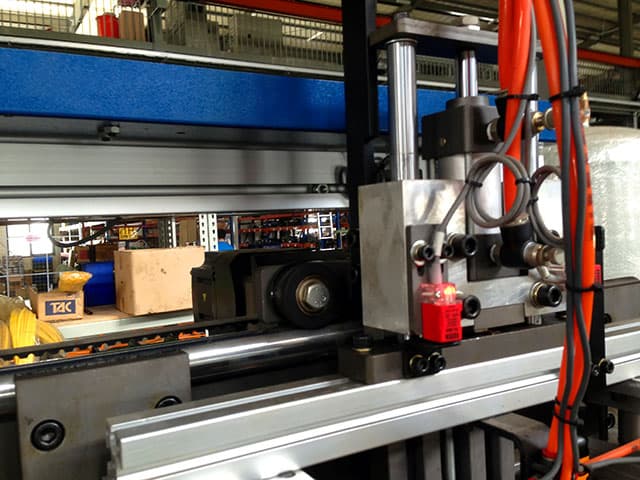 толкающее устройство